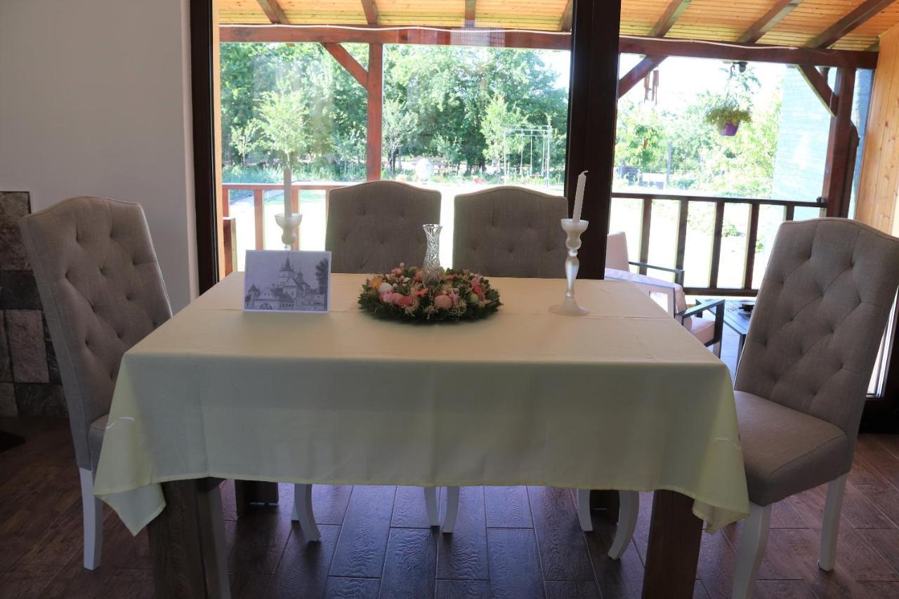 Casa De Vacanta Ayan Harman Bagian luar foto