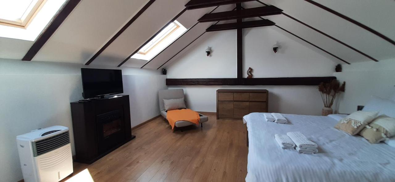 Casa De Vacanta Ayan Harman Bagian luar foto